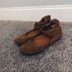 Indigo by Clarks flats